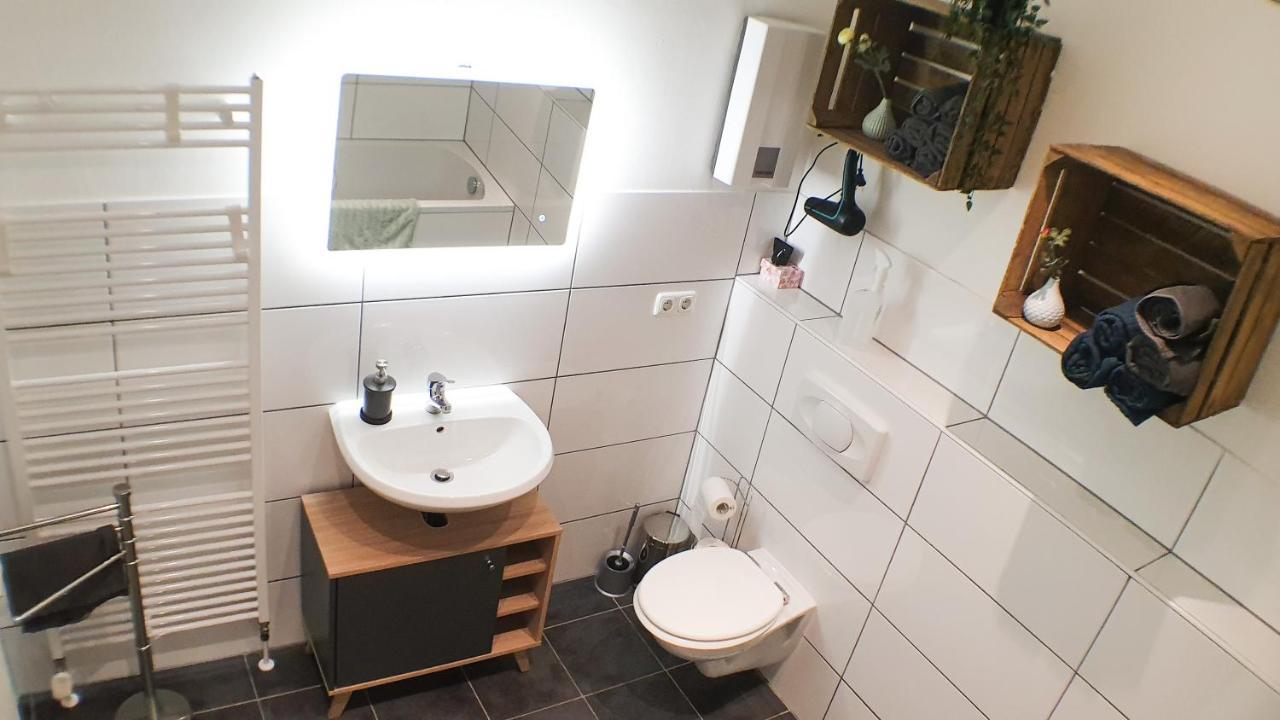Big Appartment Near Trade Fair! Koln Bagian luar foto